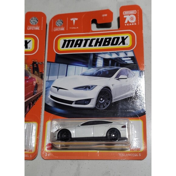 Matchbox Tesla Model S New 2024 Lot of 2 RED WHITE Diecast Cars Elon Musk SpaceX - Picture 5 of 7